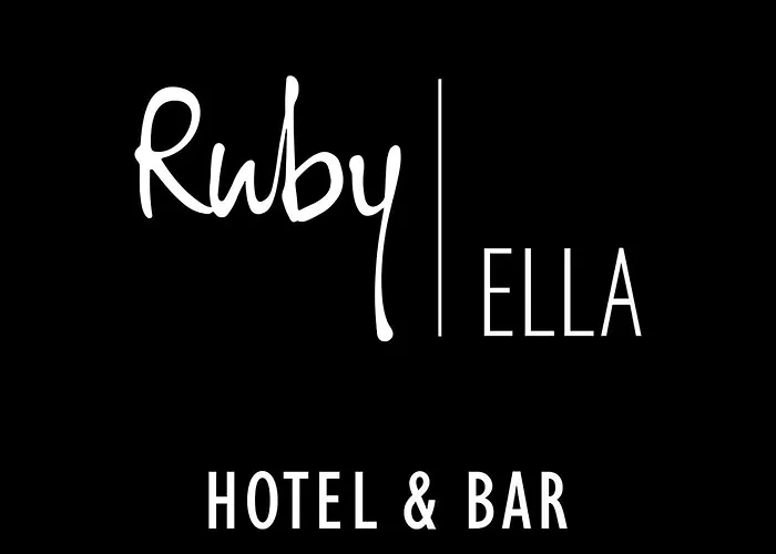 Ruby Ella Hotel Kolonia