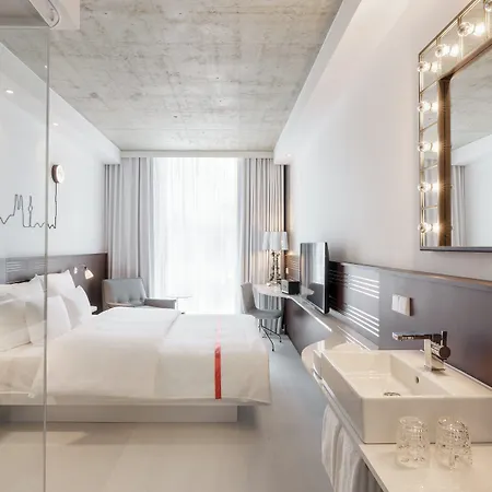 Otel Ruby Ella Köln