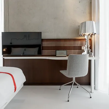 Ruby Ella 4* Cologne