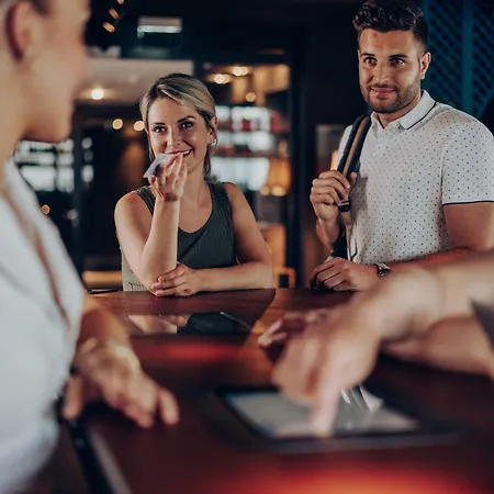 Отель Ruby Ella 4*