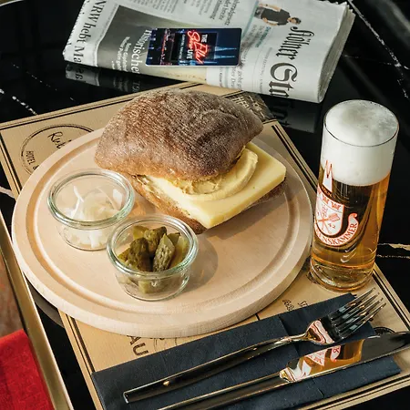 Hotel Ruby Ella Cologne