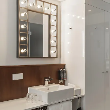 Ruby Ella Hotel Kolín nad Rýnem