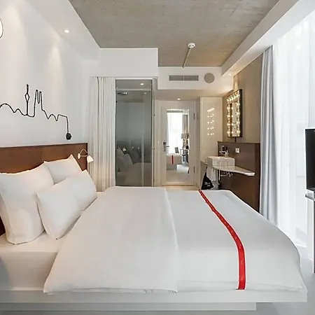 Hotel Ruby Ella By Ihg 4*
