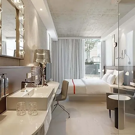 Hotel Ruby Ella By Ihg