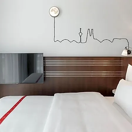 Ruby Ella By Ihg 4* קלן