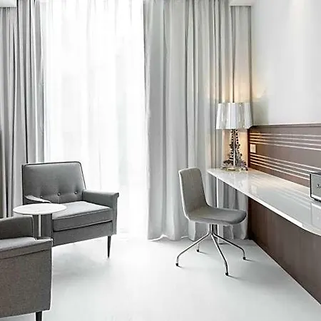 Ruby Ella By Ihg קלן