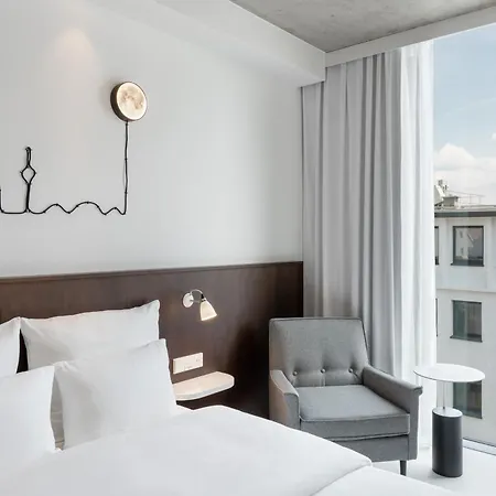 Hotel Ruby Ella By Ihg